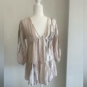 Blue Island Cream and Gray V-Neck Tunic